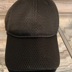 Lulu lemon hat